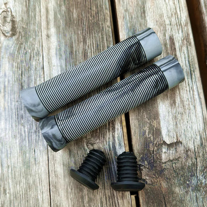 Ultralight Stripe Non-slip Mountain Bike Grips Handle Set Soft Shock-absorbing Mixed Color Mtb Bicycle Grips Cycling Parts